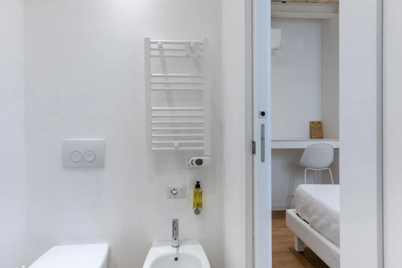 Maison d'hôtes In Centro Da Viola - Eco Design Rooms Olbia