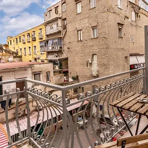 Raggio Di Sole 2 3*, Naples Italie